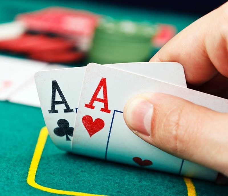 Luật chơi Poker No Limit Hold’em cập nhật mới nhất